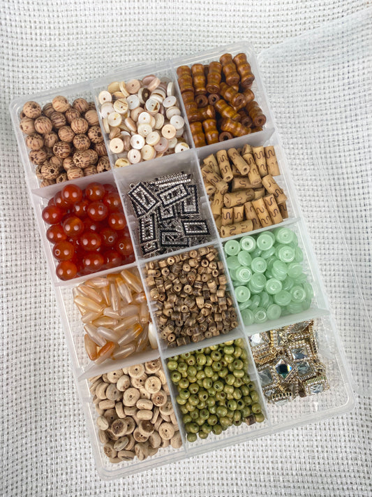 Natürliche Mix-Perlenbox